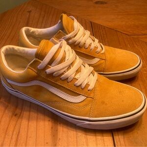 Vans old school Men's Mustard Suede Sneakers